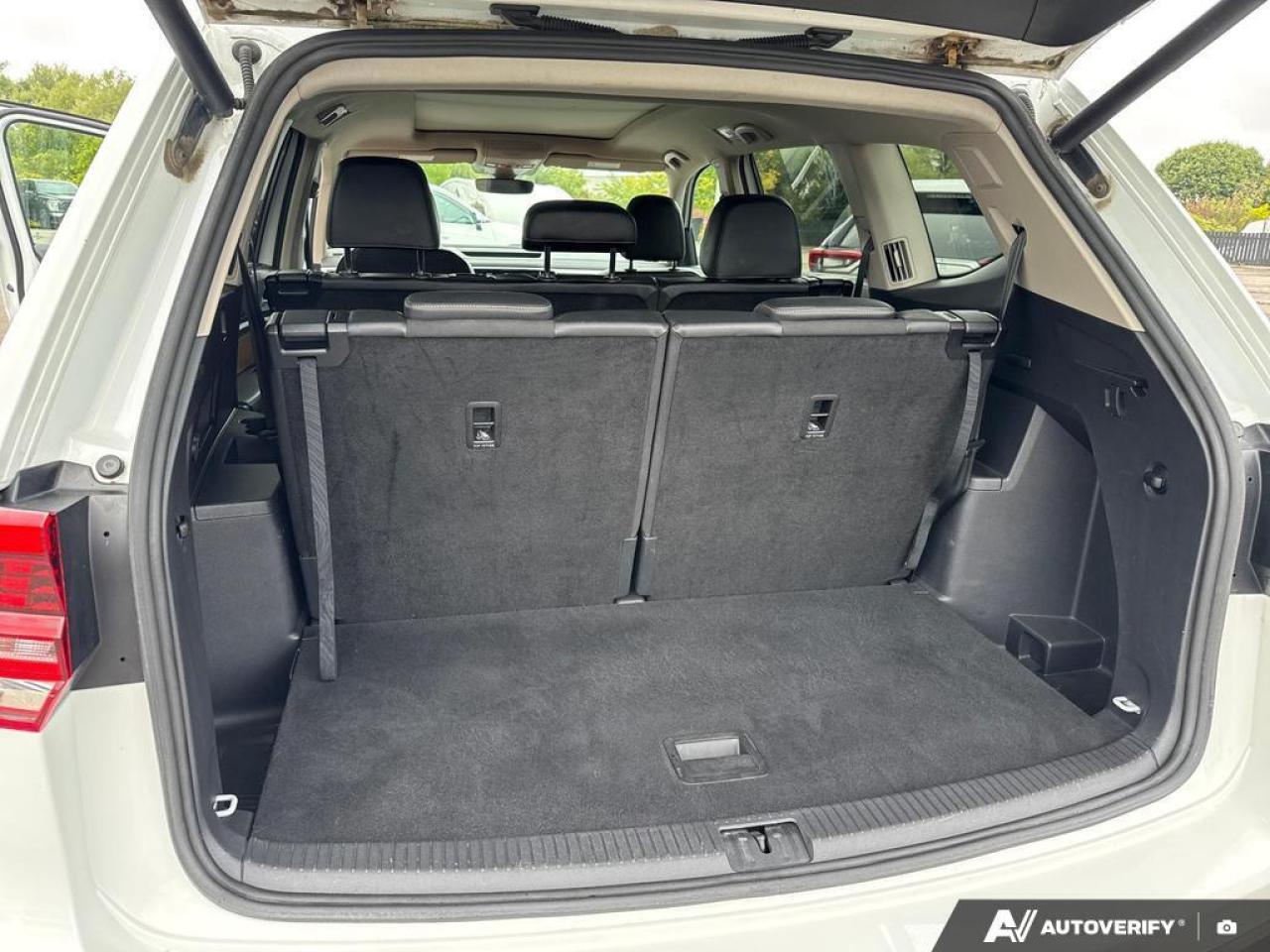 2019 Volkswagen Atlas 3.6 FSI Execline BLUETOOTH   HTD LTHR SEATS   KEYL Photo