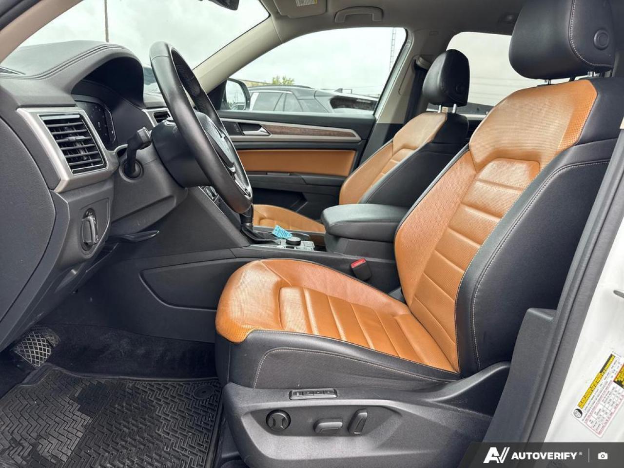 2019 Volkswagen Atlas 3.6 FSI Execline BLUETOOTH   HTD LTHR SEATS   KEYL Photo