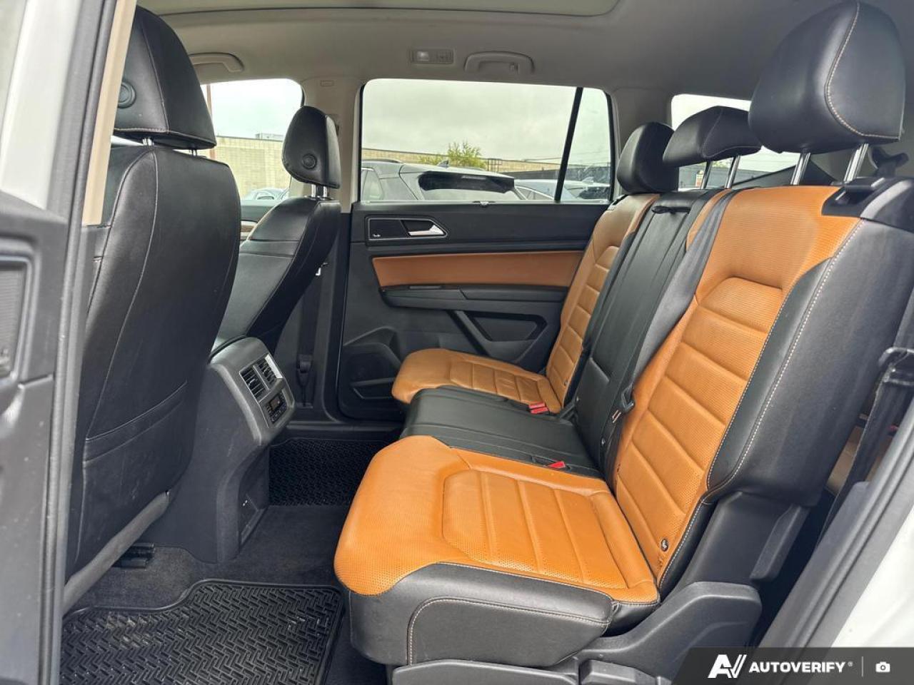 2019 Volkswagen Atlas 3.6 FSI Execline BLUETOOTH   HTD LTHR SEATS   KEYL Photo