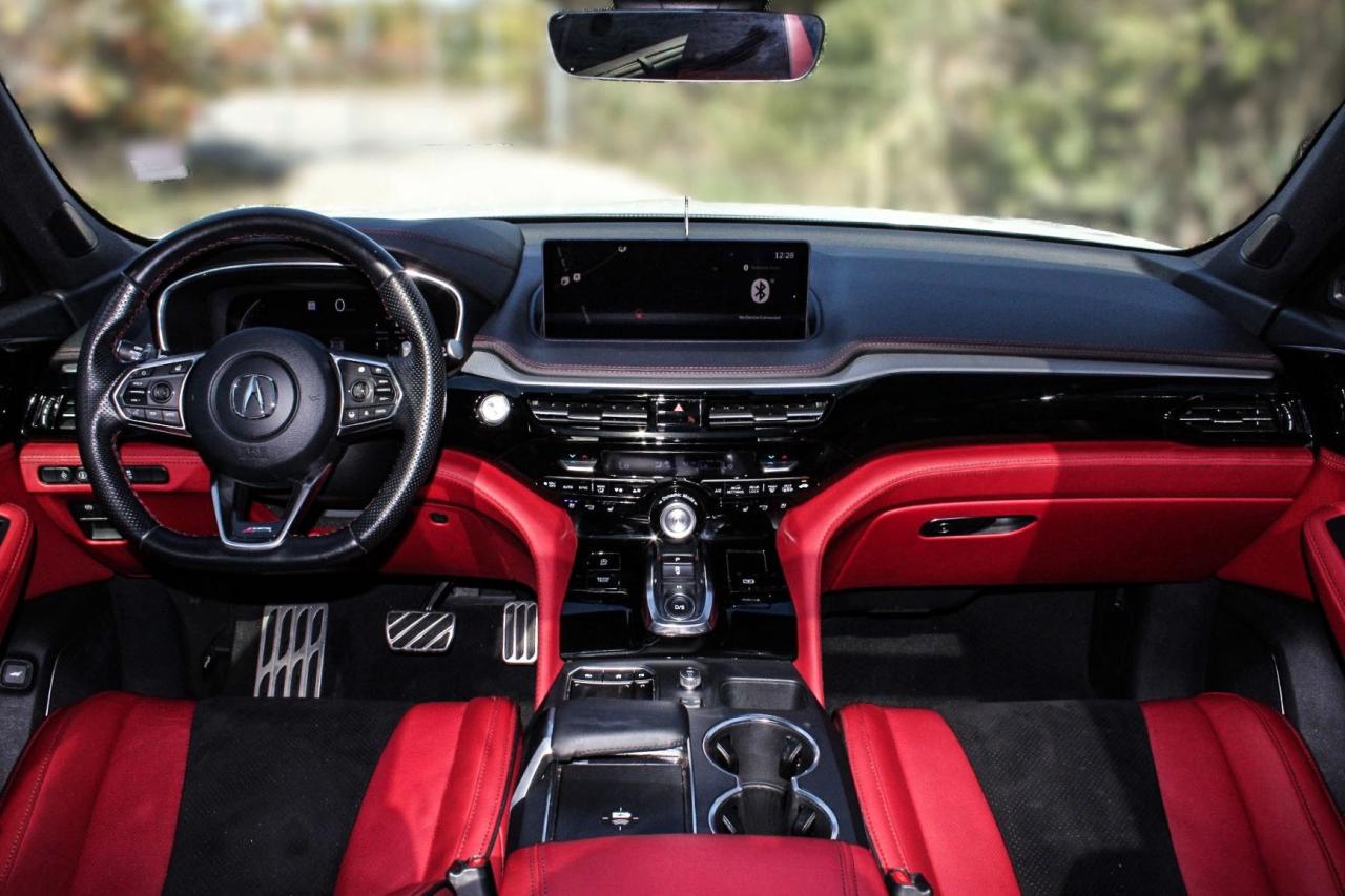 2022 Acura MDX A-Spec SH-AWD  Gps BkpCam HtdSeats Photo