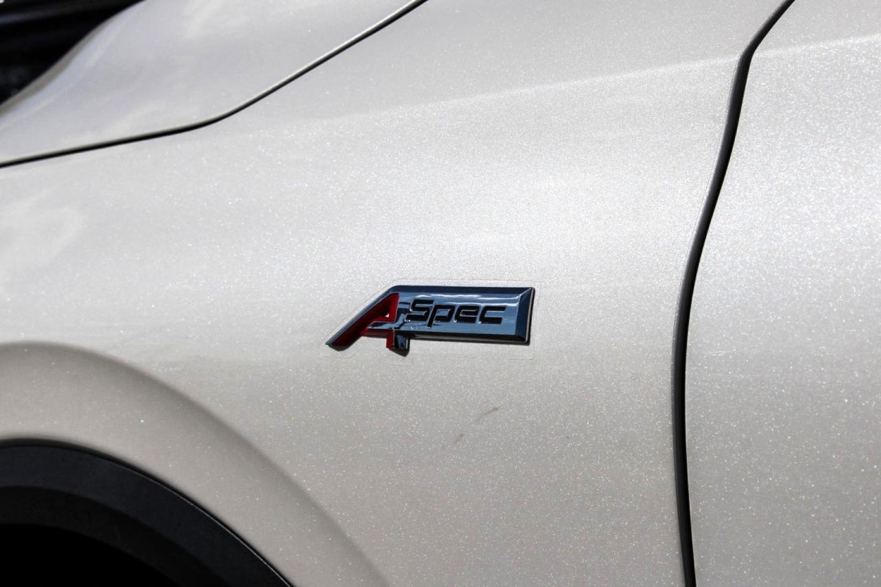 2022 Acura MDX A-Spec SH-AWD  Gps BkpCam HtdSeats Photo