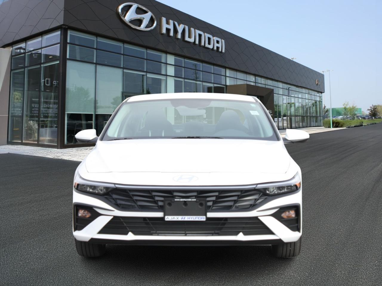 2025 Hyundai Elantra Preferred Demo / Heated Seats / Camera / Win Tires Photo