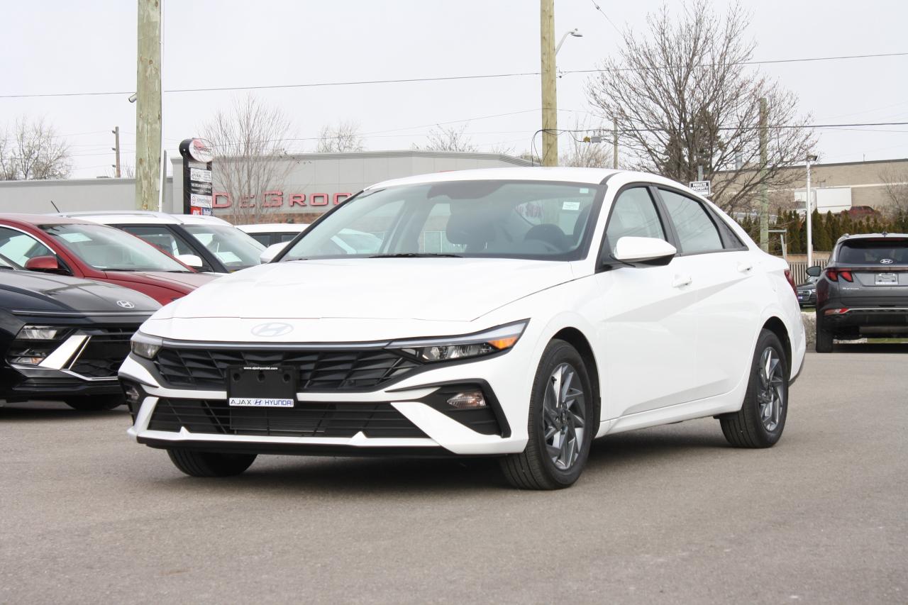 2025 Hyundai Elantra Preferred Demo / Heated Seats / Camera / Win Tires Photo