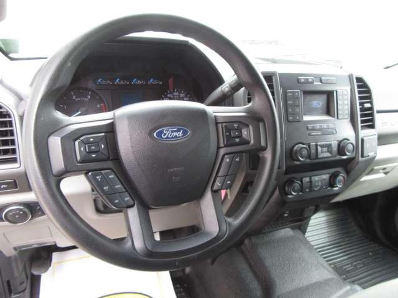 2021 Ford F-550 DIESEL 4X4 CREW CAB NEW SERVICE BODY & CRANE Photo