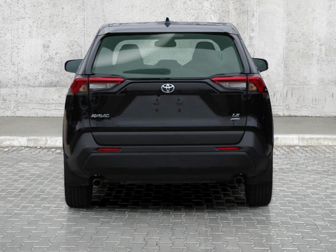 2023 Toyota RAV4 LE AWD  SiriusXM BkpCam HtdSeats Photo4
