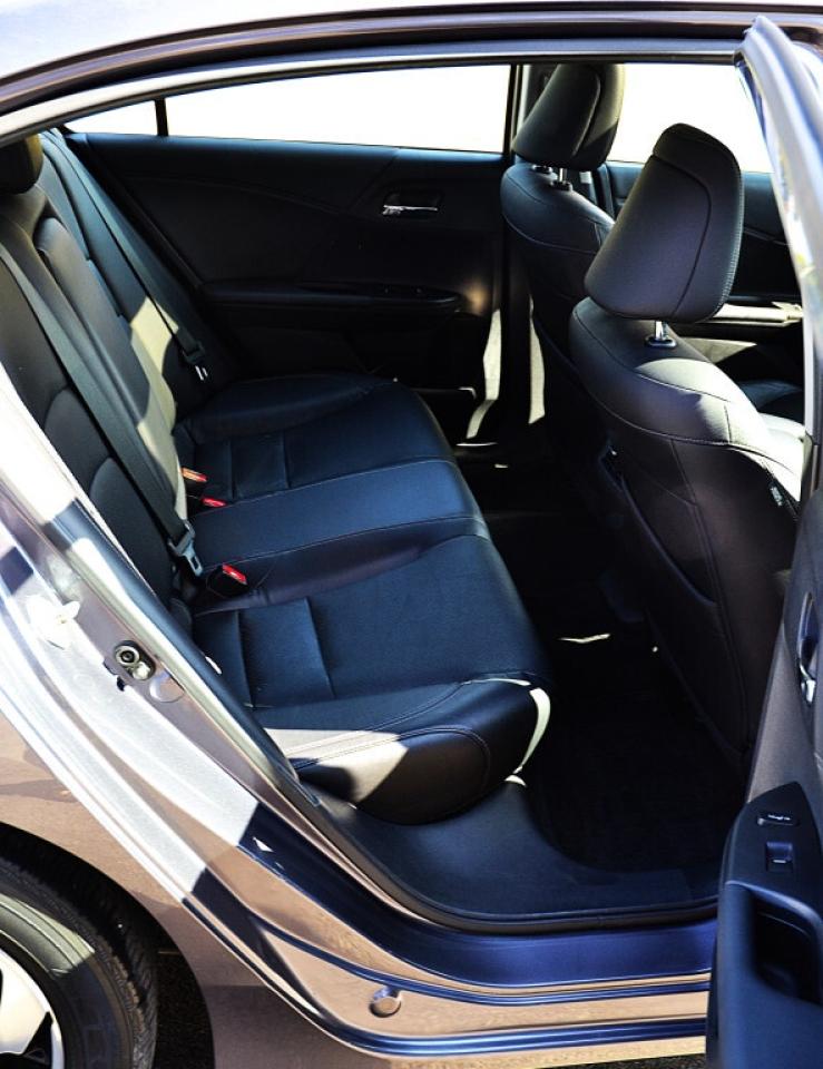 2016 Honda Accord Sedan 4dr I4 CVT EX-L Photo