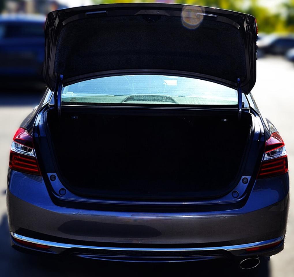 2016 Honda Accord Sedan 4dr I4 CVT EX-L Photo