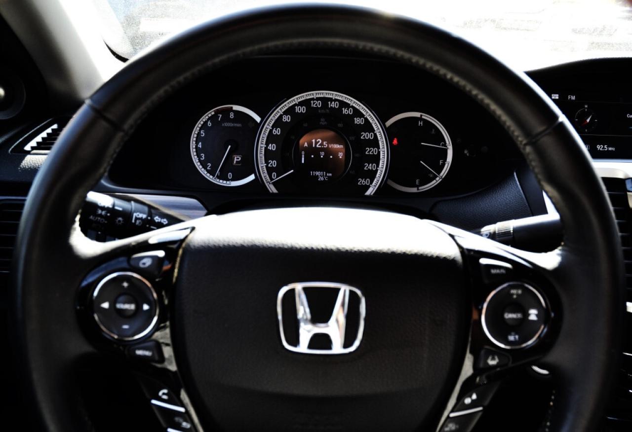 2016 Honda Accord Sedan 4dr I4 CVT EX-L Photo