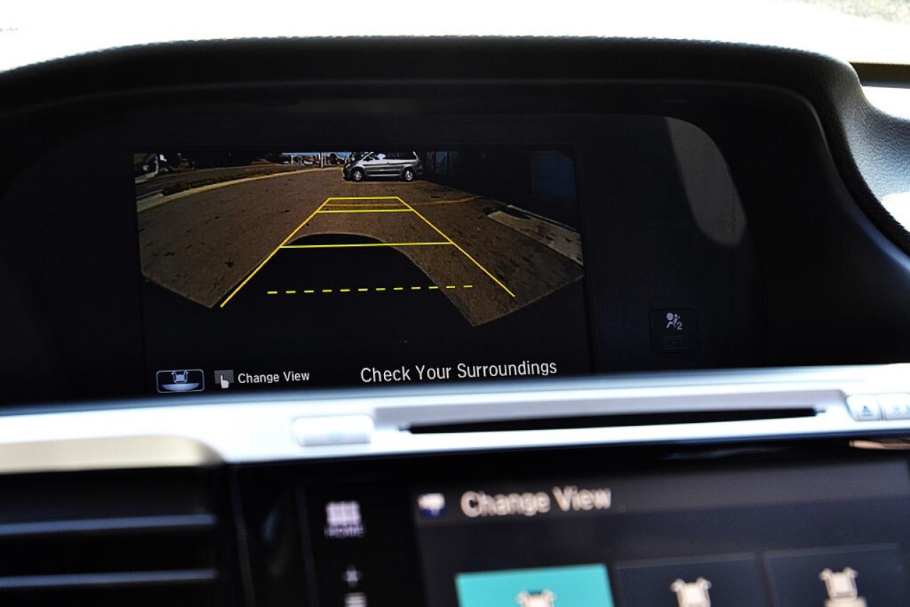 2016 Honda Accord Sedan 4dr I4 CVT EX-L Photo