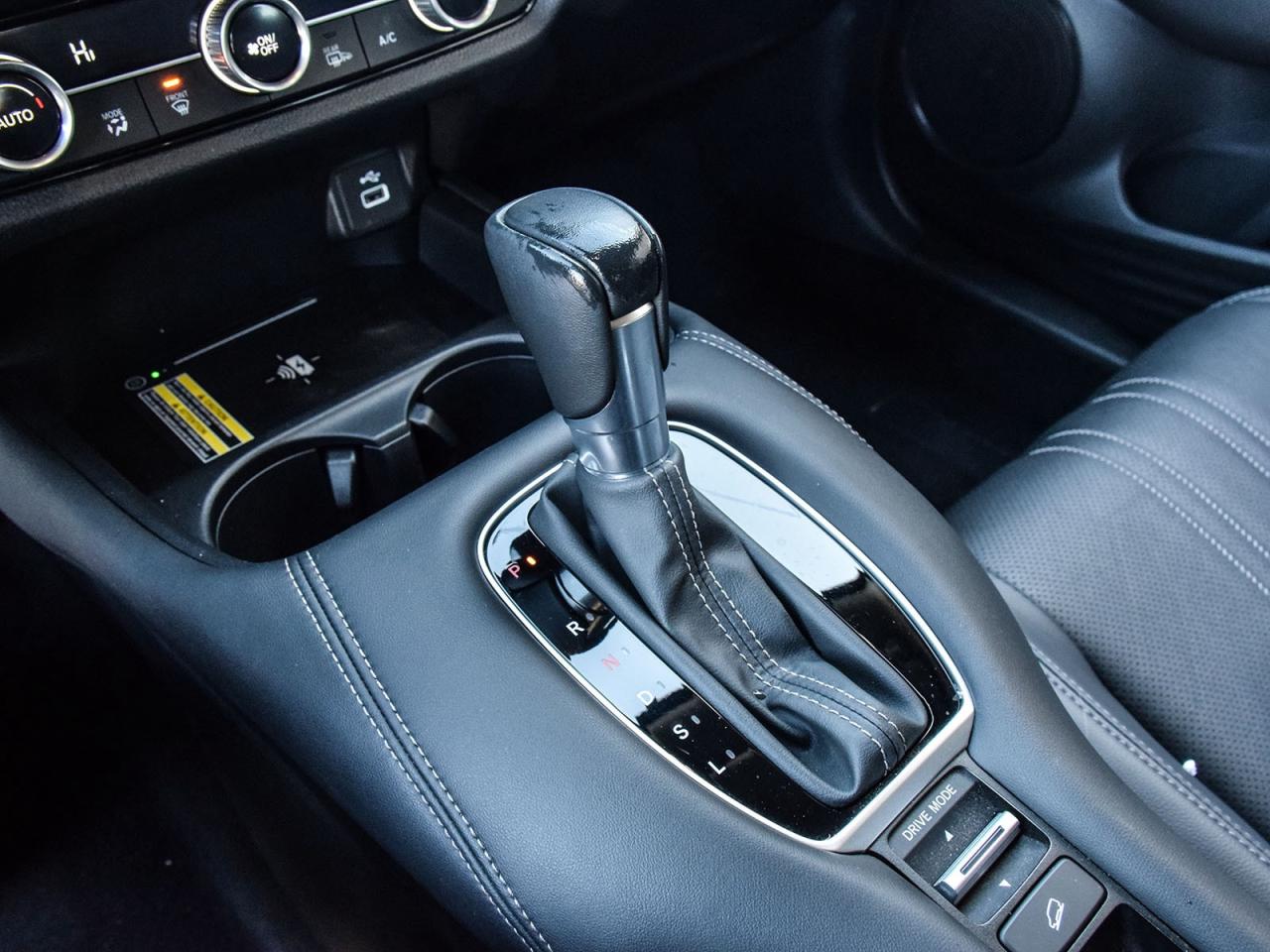 2024 Honda HR-V EX-L NAVI Photo