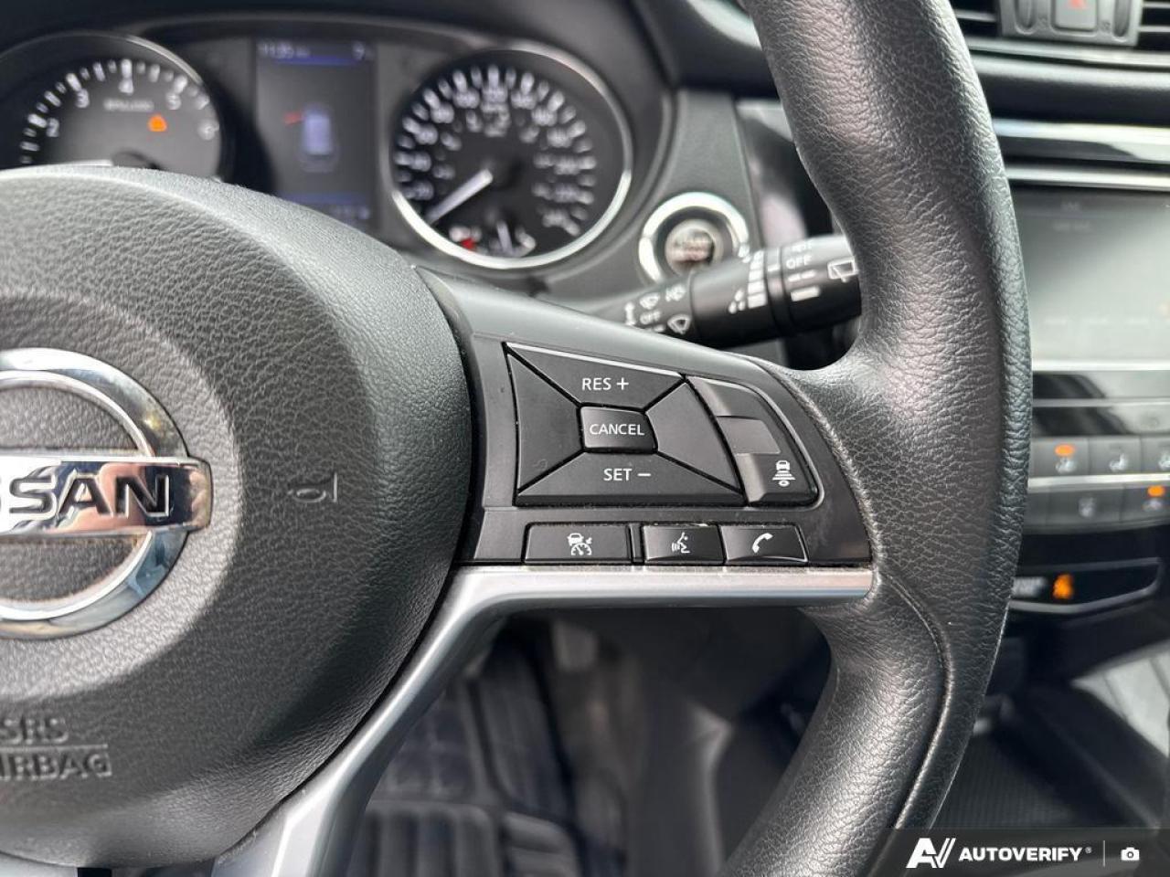 2019 Nissan Rogue SV BACKUP CAM   BLUETOOTH   HTD SEATS   KEYLESS EN Photo