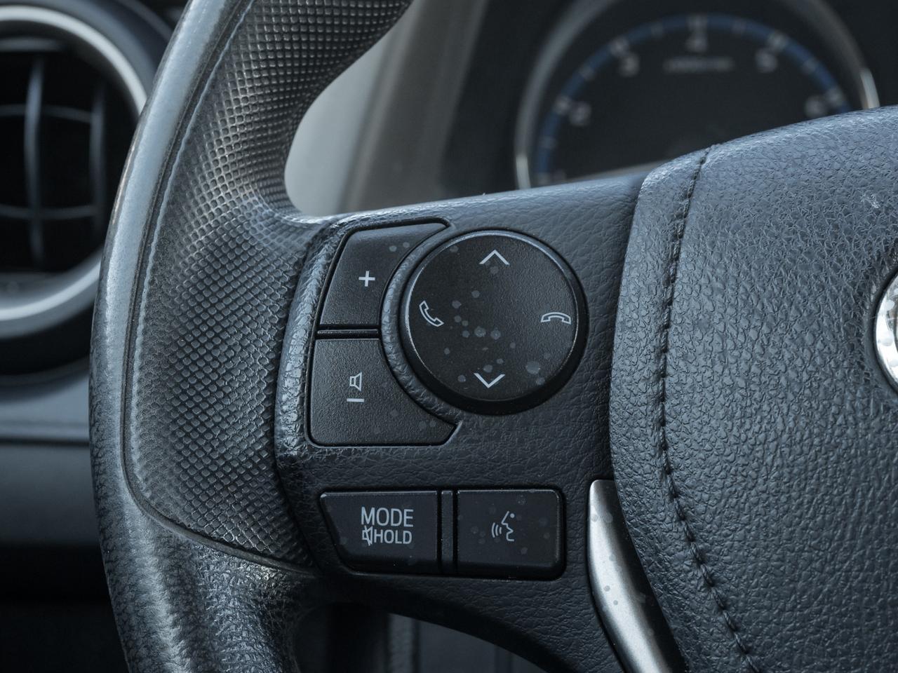 2017 Toyota RAV4 LE -Dealer Serviced-Heated Seats-Rear Cam- Photo