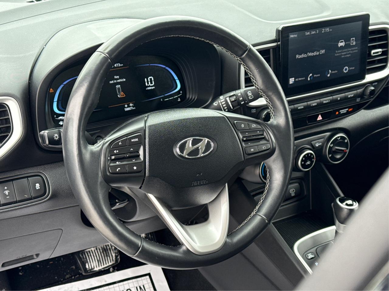 2024 Hyundai Venue POWER & HEATED SEATS LOW KMS WE FINANCE ALL CREDIT Photo