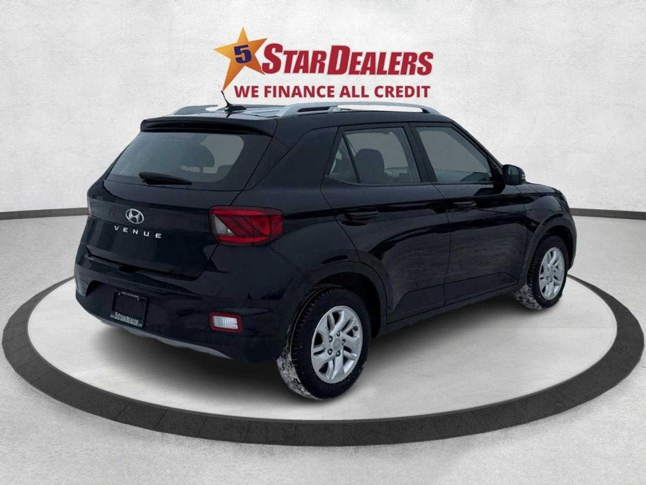 2024 Hyundai Venue POWER & HEATED SEATS LOW KMS WE FINANCE ALL CREDIT Photo