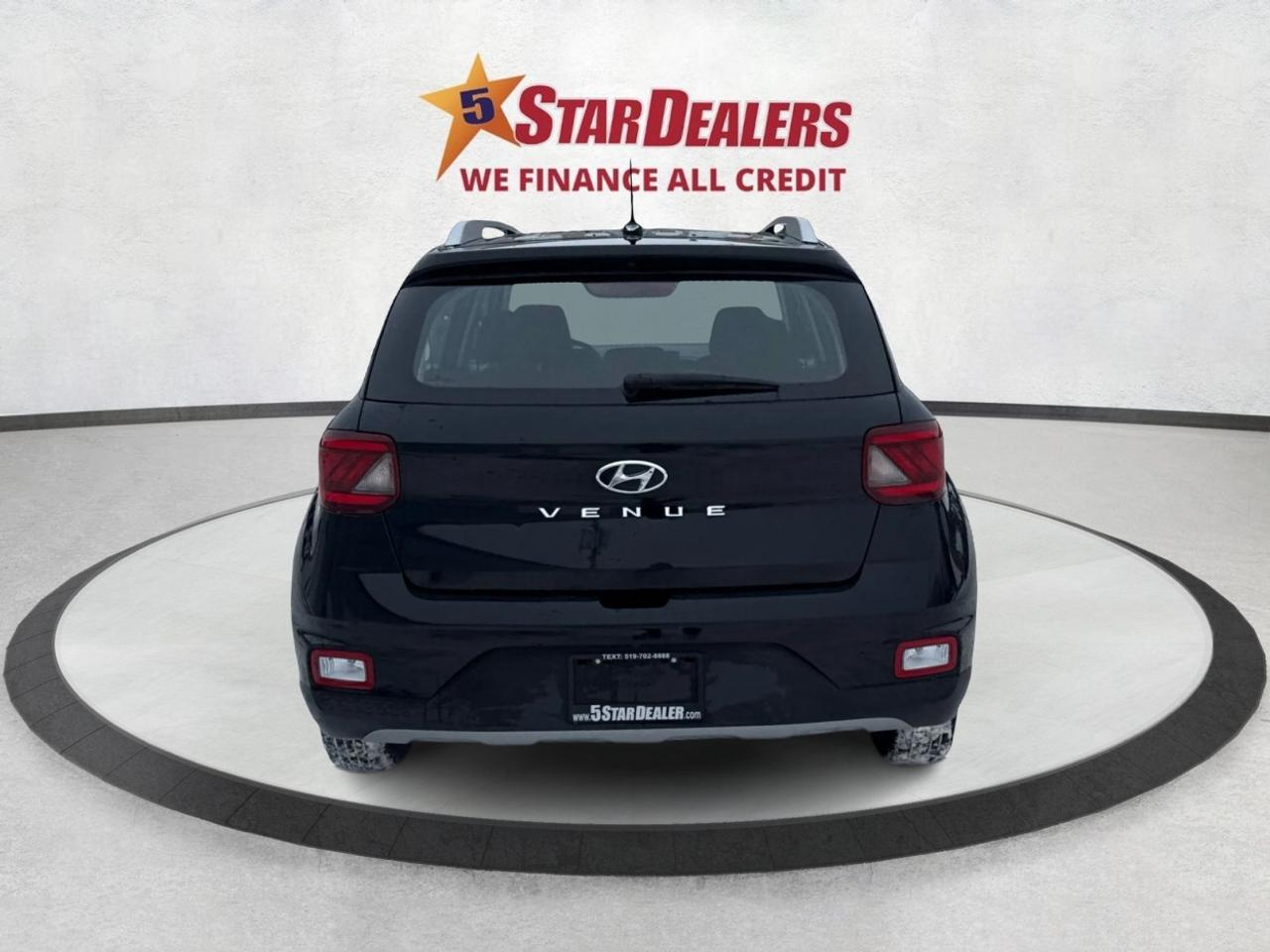 2024 Hyundai Venue POWER & HEATED SEATS LOW KMS WE FINANCE ALL CREDIT Photo