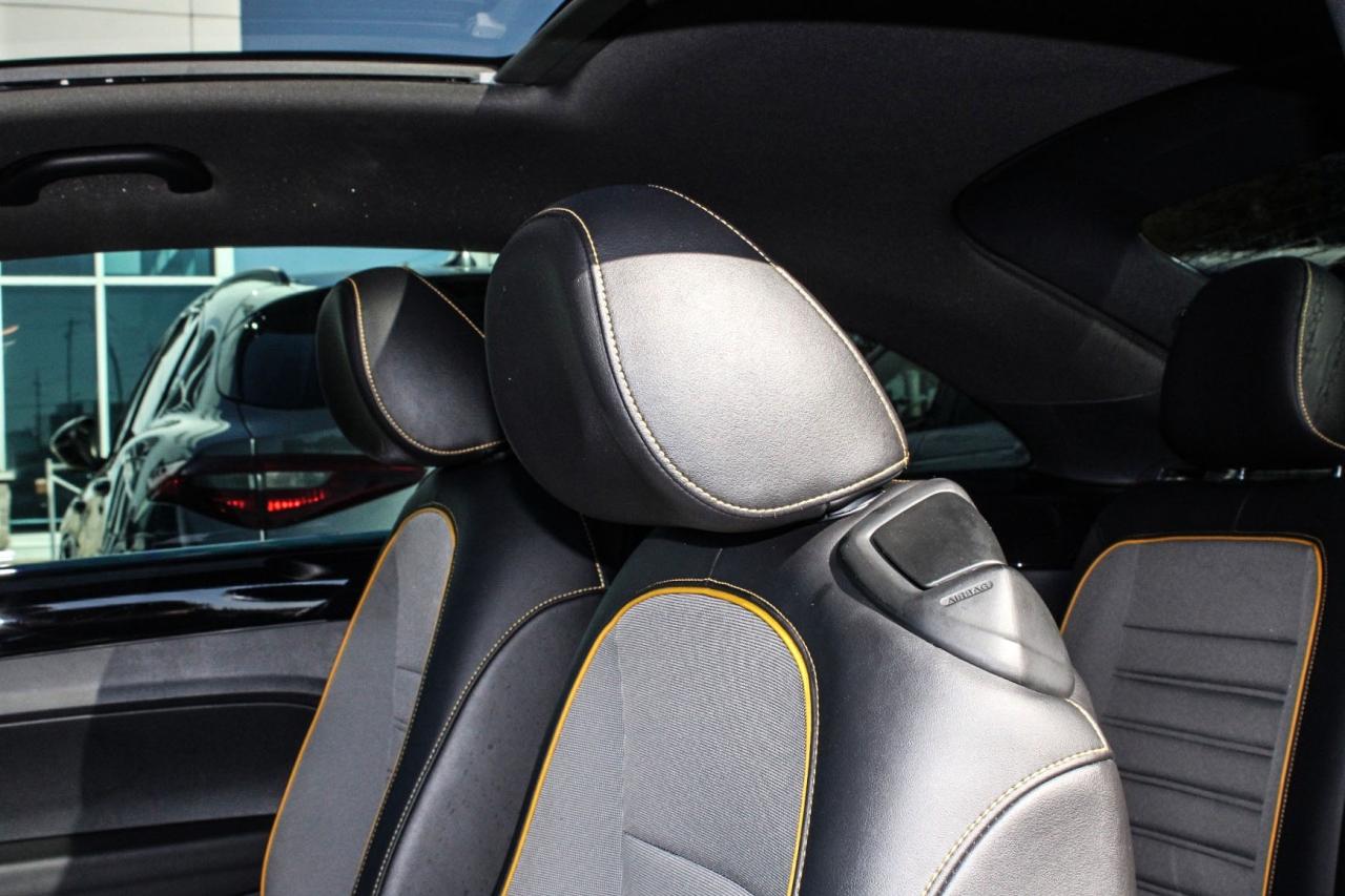 2018 Volkswagen Beetle Dune Auto  HtdSeats BkpCam SiriusXM Photo