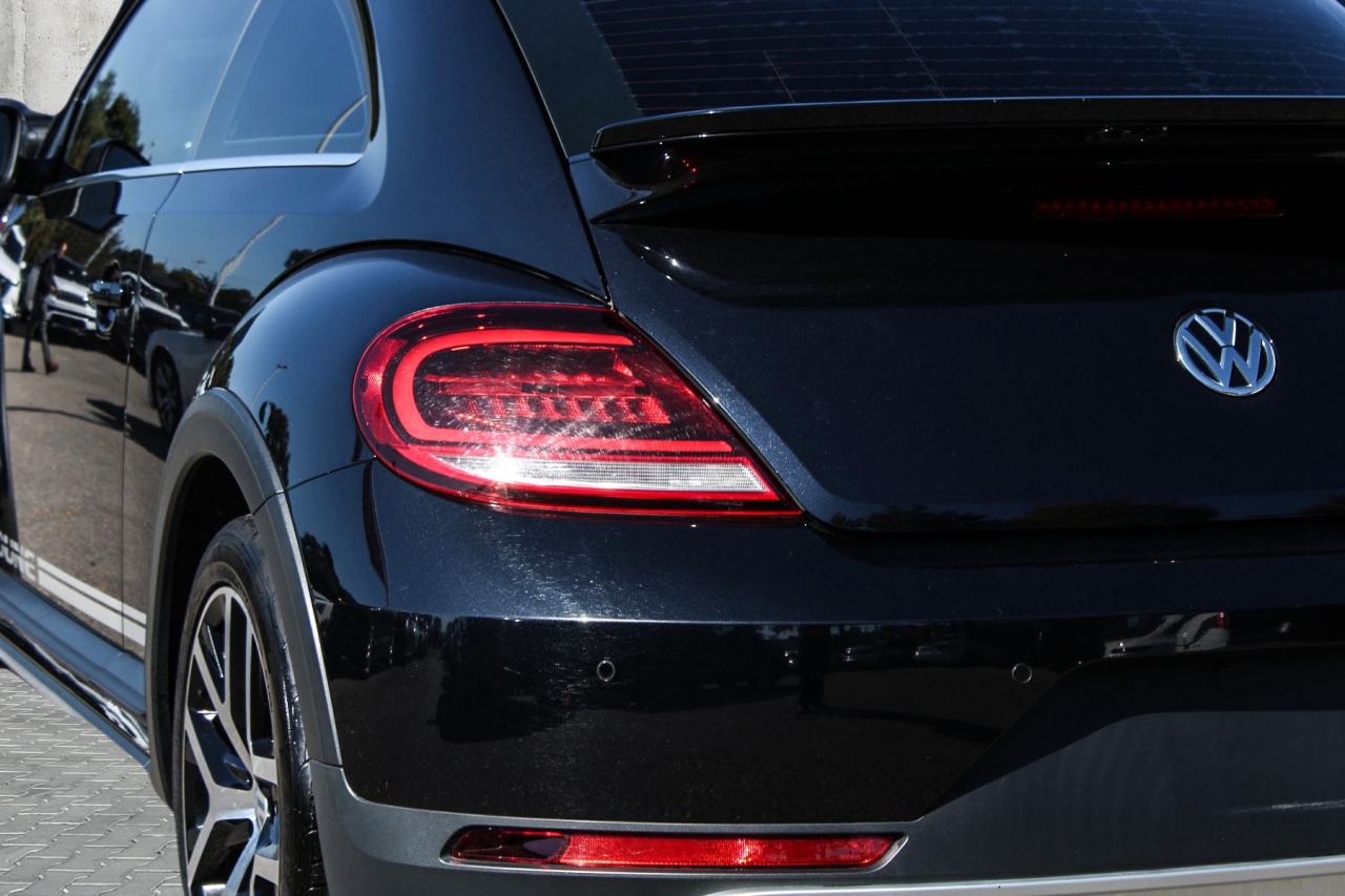 2018 Volkswagen Beetle Dune Auto  HtdSeats BkpCam SiriusXM Photo