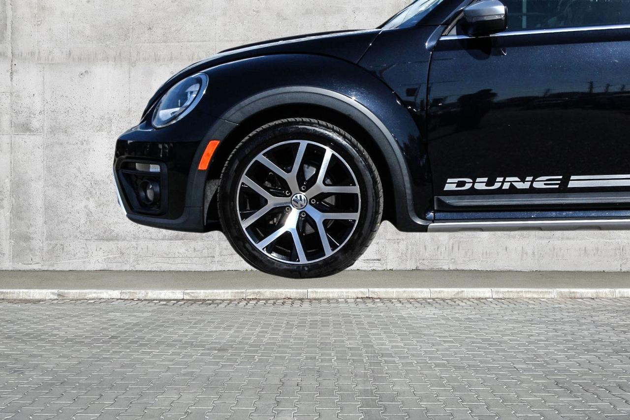 2018 Volkswagen Beetle Dune Auto  HtdSeats BkpCam SiriusXM Photo