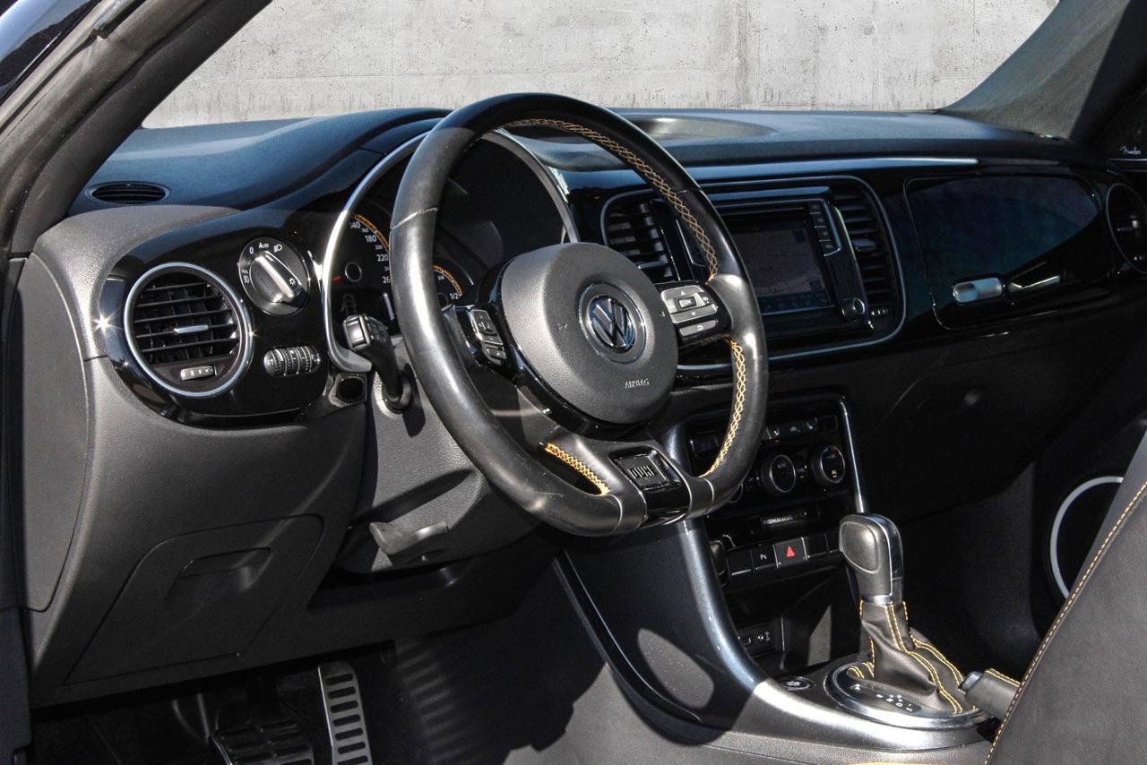 2018 Volkswagen Beetle Dune Auto  HtdSeats BkpCam SiriusXM Photo