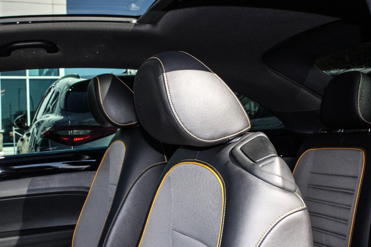 2018 Volkswagen Beetle Dune Auto  HtdSeats BkpCam SiriusXM Photo