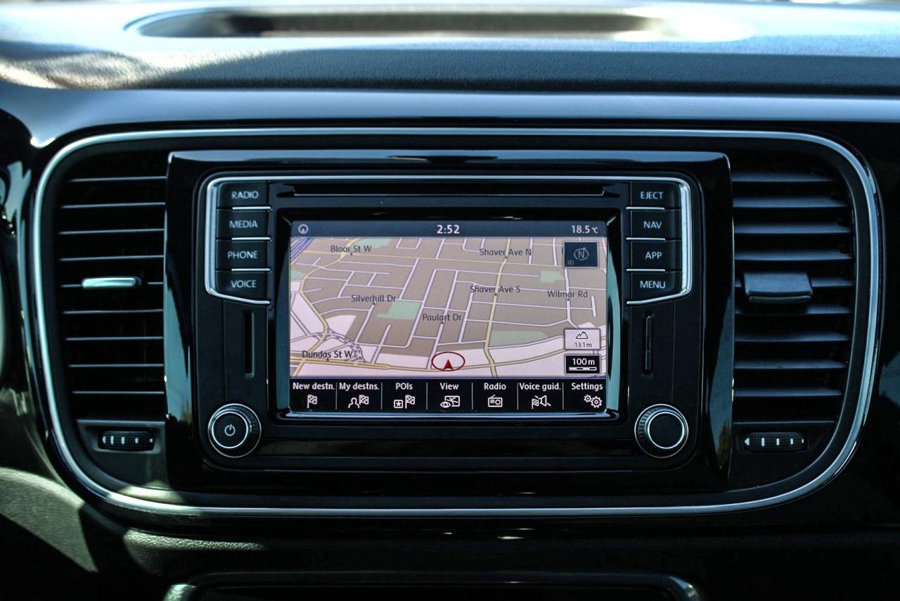 2018 Volkswagen Beetle Dune Auto  HtdSeats BkpCam SiriusXM Photo