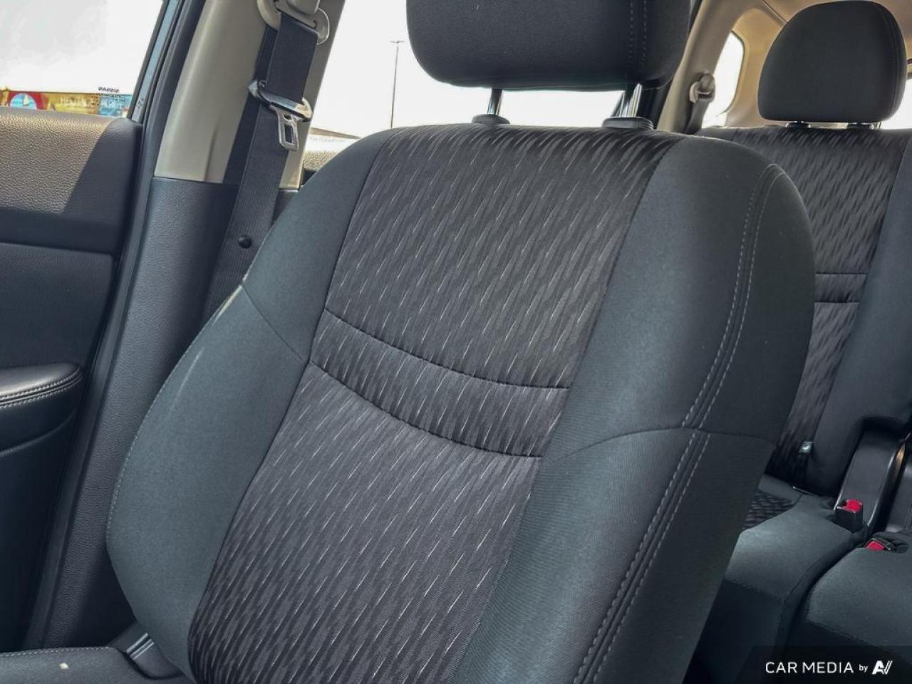 2020 Nissan Rogue S BACKUP CAM   BLUETOOTH   HTD SEATS   KEYLESS ENT Photo