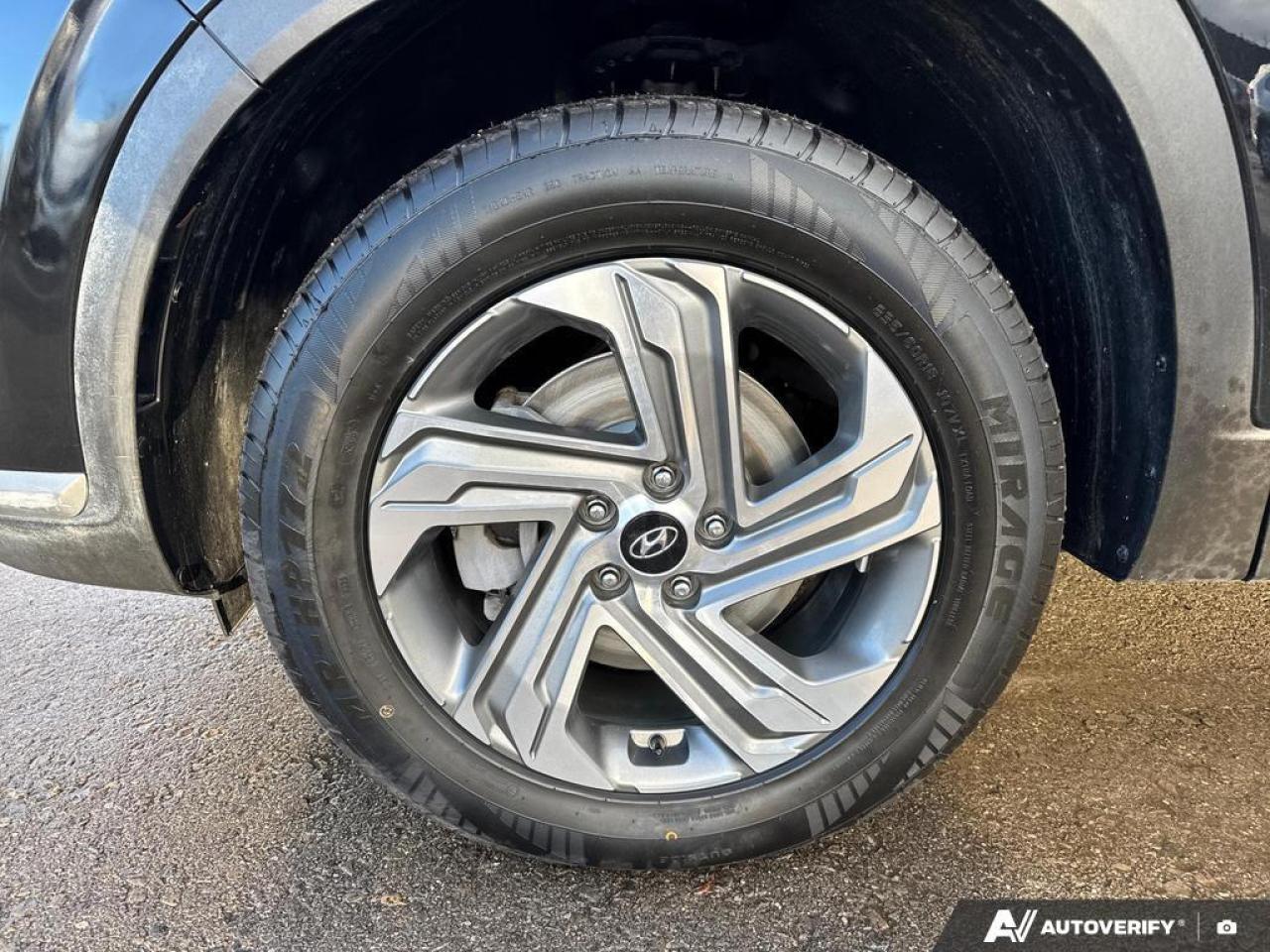 2022 Hyundai Santa Fe ESSENTIAL BACKUP CAM   BLUETOOTH   HTD SEATS   KEY Photo