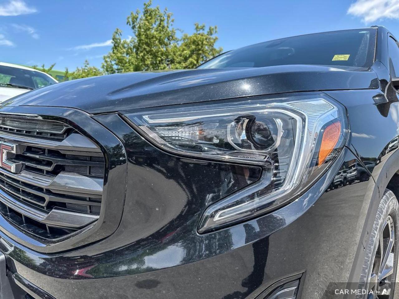 2021 GMC Terrain SLE BACKUP CAM   BLUETOOTH   HTD SEATS   KEYLESS E Photo