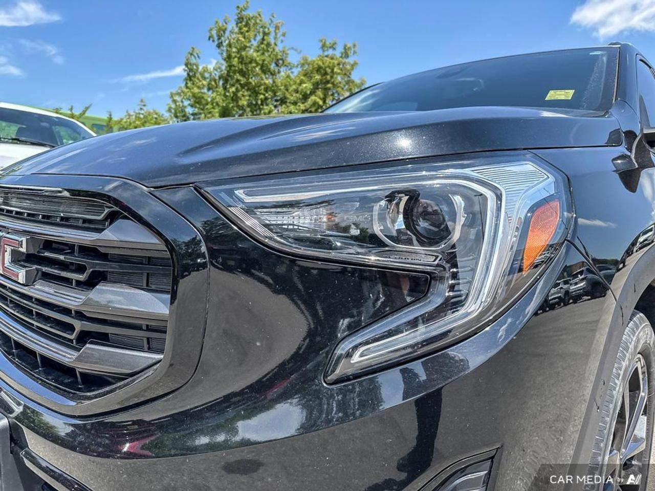 2021 GMC Terrain SLE BACKUP CAM   BLUETOOTH   HTD SEATS   KEYLESS E Photo