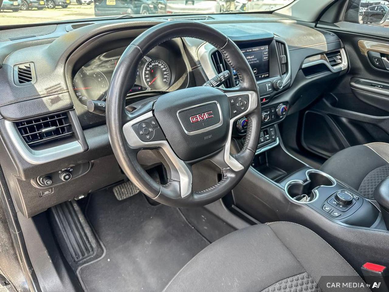 2021 GMC Terrain SLE BACKUP CAM   BLUETOOTH   HTD SEATS   KEYLESS E Photo