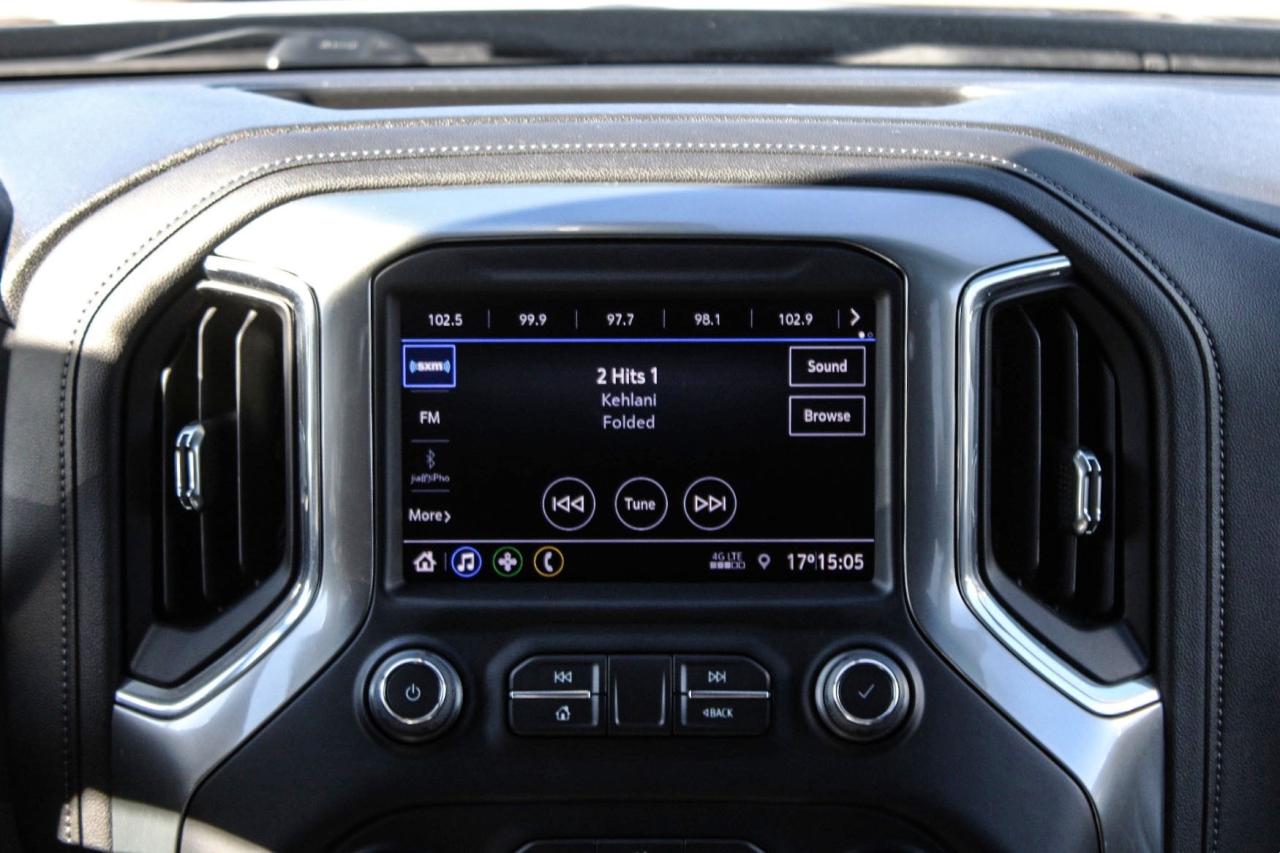 2022 Chevrolet Silverado 1500 4WD Crew Cab RST  Gps BkpCam HtdSeats Photo