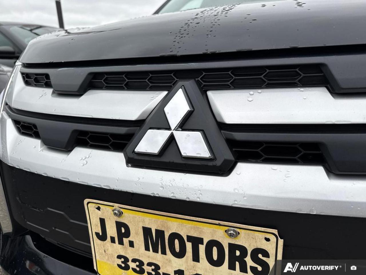 2023 Mitsubishi RVR ES BACKUP CAM   BLUETOOTH   HTD SEATS   KEYLESS EN Photo