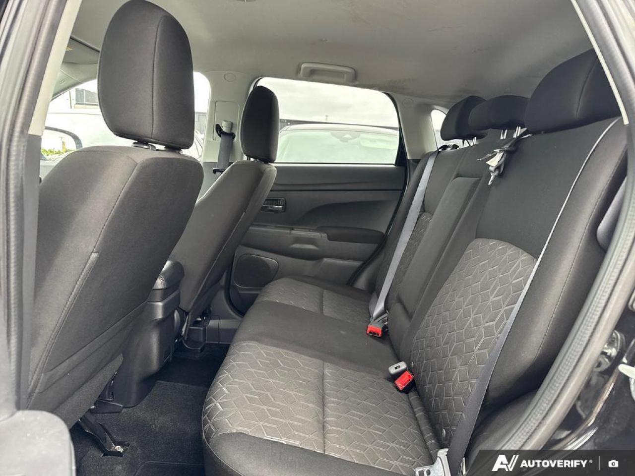 2023 Mitsubishi RVR ES BACKUP CAM   BLUETOOTH   HTD SEATS   KEYLESS EN Photo