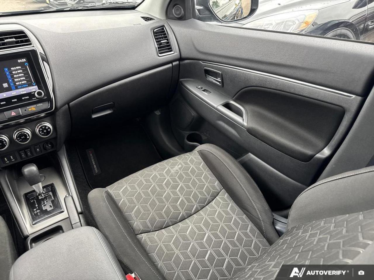 2023 Mitsubishi RVR ES BACKUP CAM   BLUETOOTH   HTD SEATS   KEYLESS EN Photo