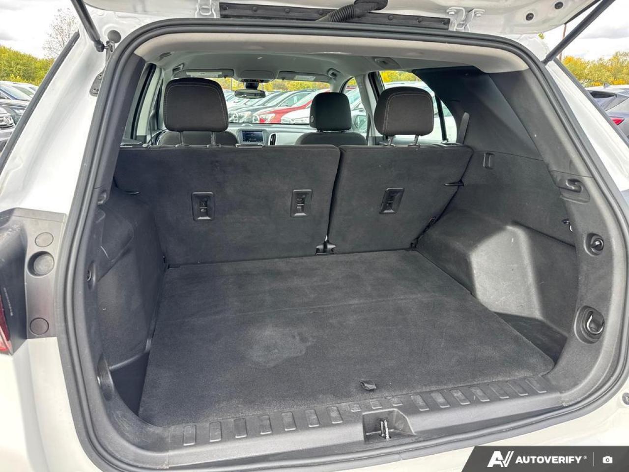 2023 Chevrolet Equinox LS BACKUP CAM   BLUETOOTH   HTD SEATS   KEYLESS EN Photo