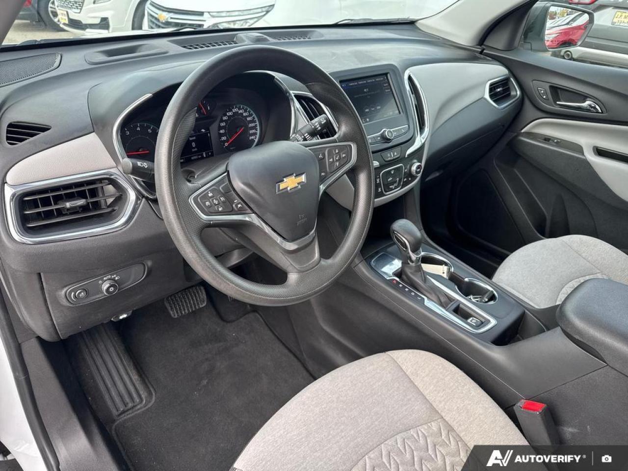 2023 Chevrolet Equinox LS BACKUP CAM   BLUETOOTH   HTD SEATS   KEYLESS EN Photo