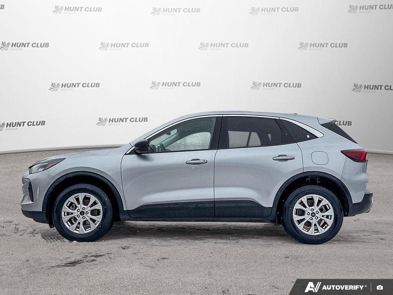 2024 Ford Escape Active   Heated Seats  Apple CarPlay   Alloy Rims Photo