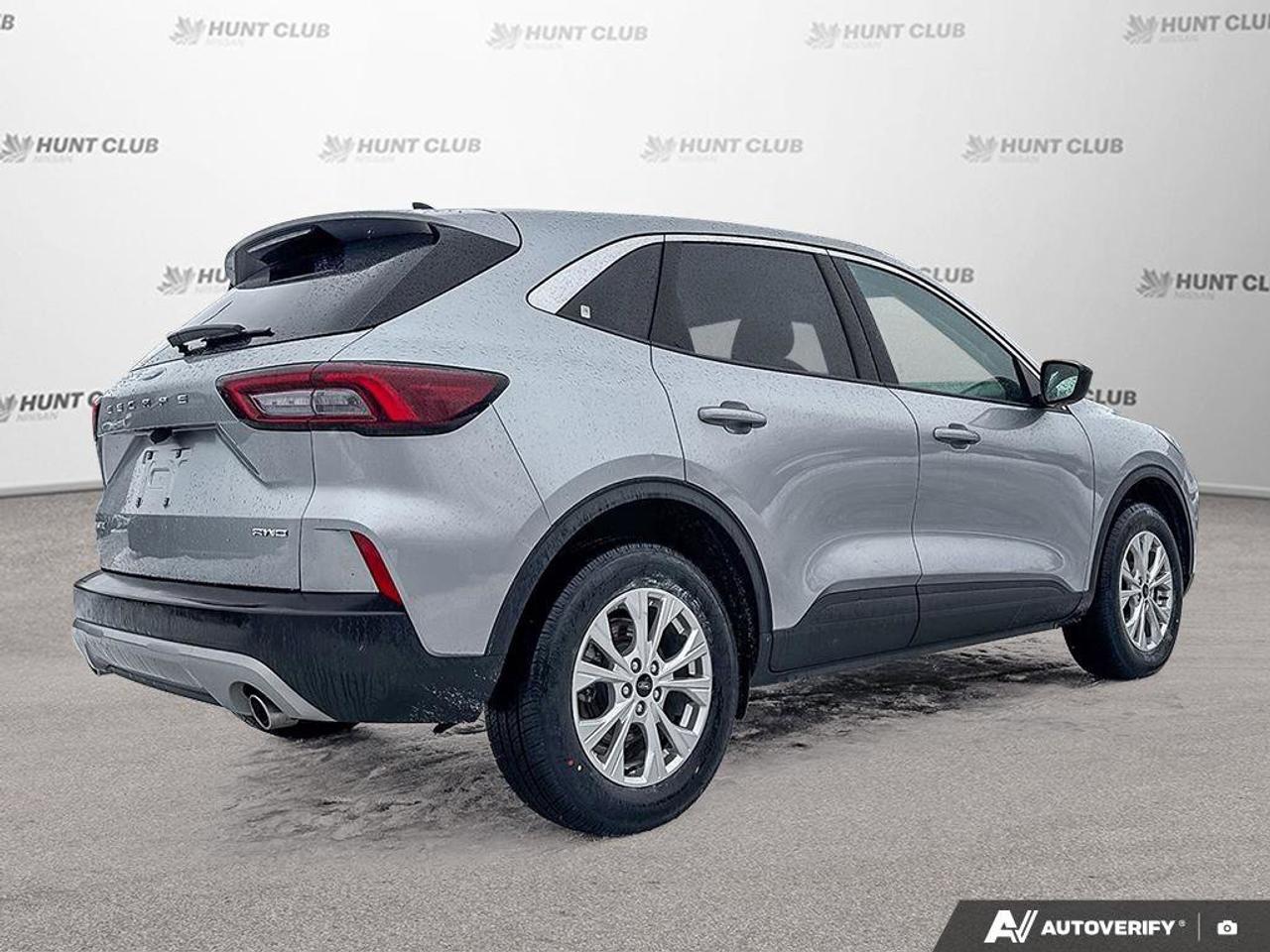 2024 Ford Escape Active   Heated Seats  Apple CarPlay   Alloy Rims Photo