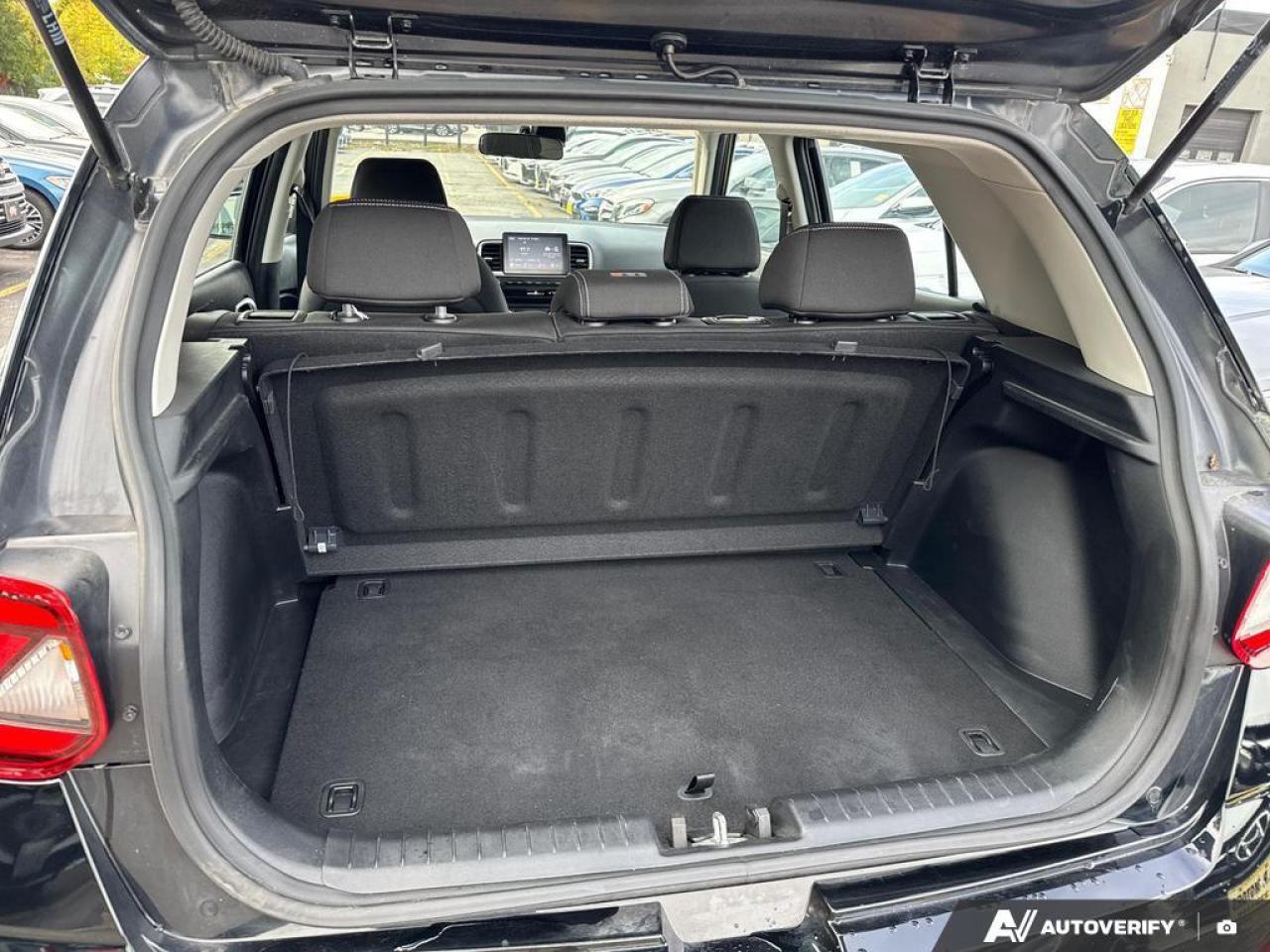 2023 Hyundai Venue Preferred BACKUP CAM   BLUETOOTH   HTD SEATS   KEY Photo