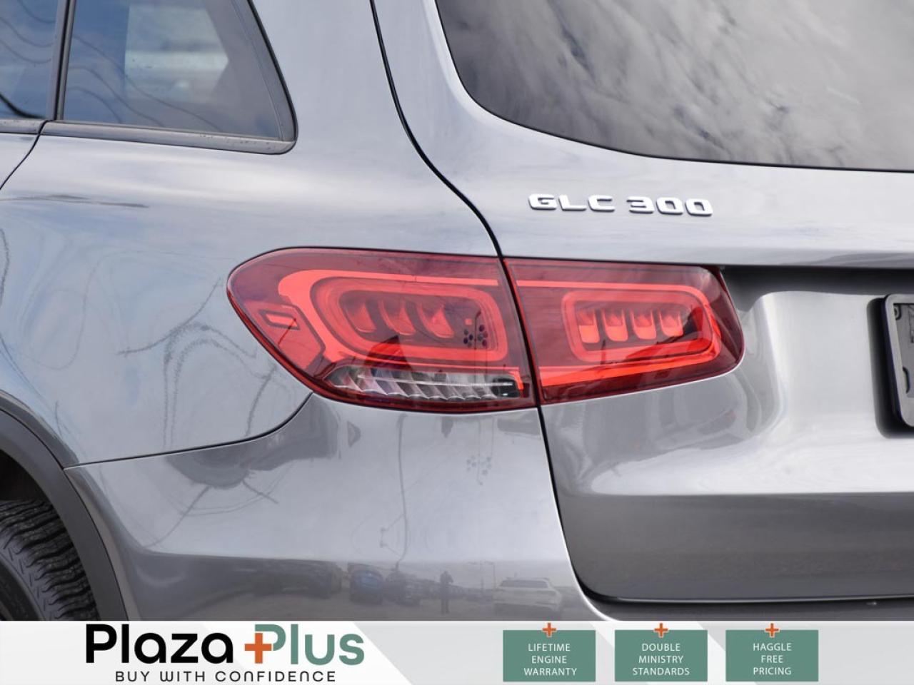 2022 Mercedes-Benz GLC VdpUrlEn Photo