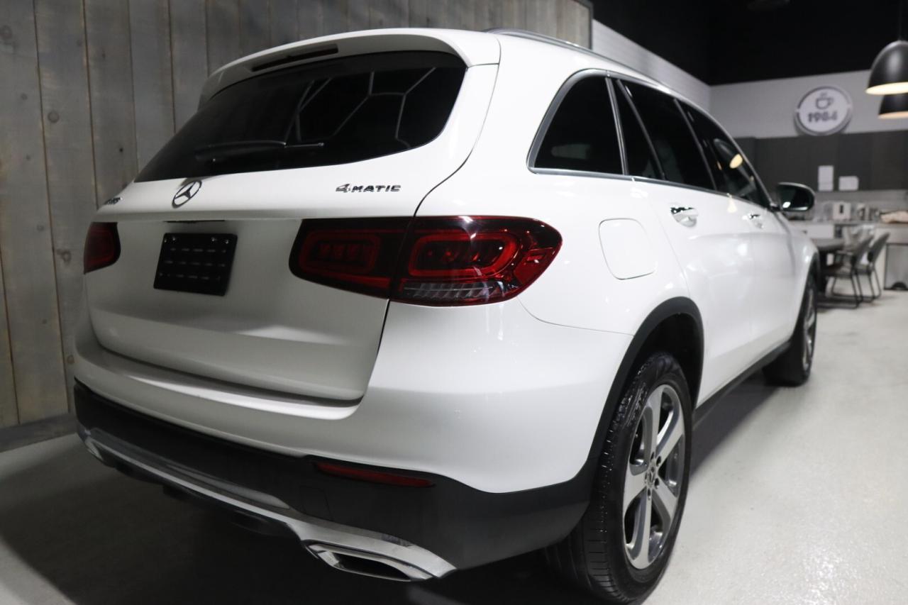2022 Mercedes-Benz GLC-Class GLC 300 4MATIC  LOW KMS  NO ACCIDENTS Photo4