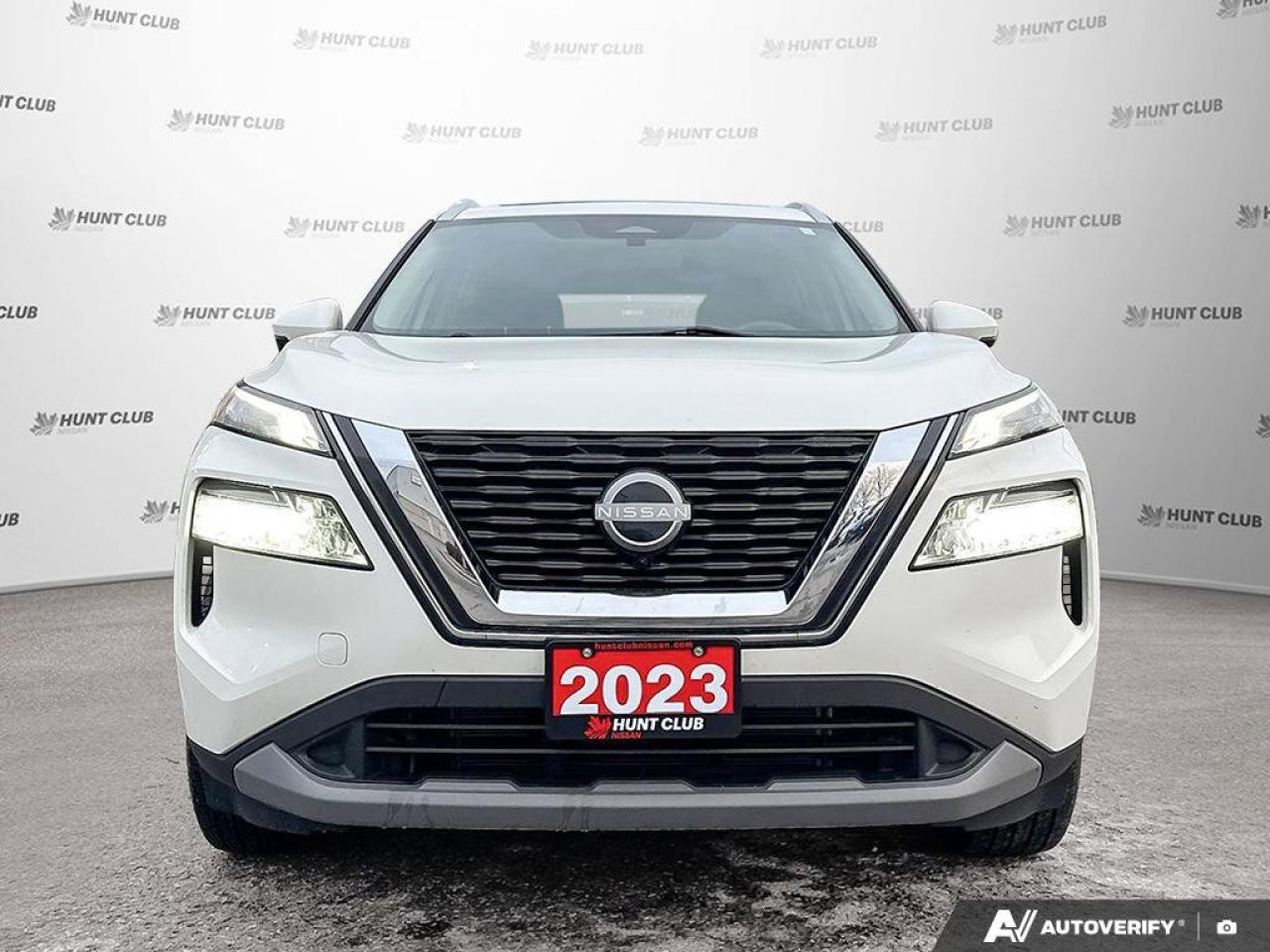 2023 Nissan Rogue SV Photo