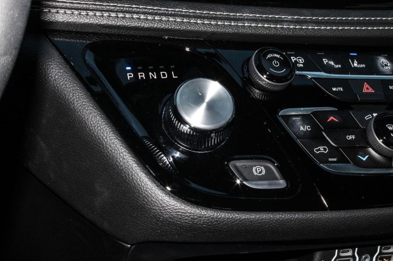 2025 Chrysler Pacifica BkpCam SiriusXM Photo