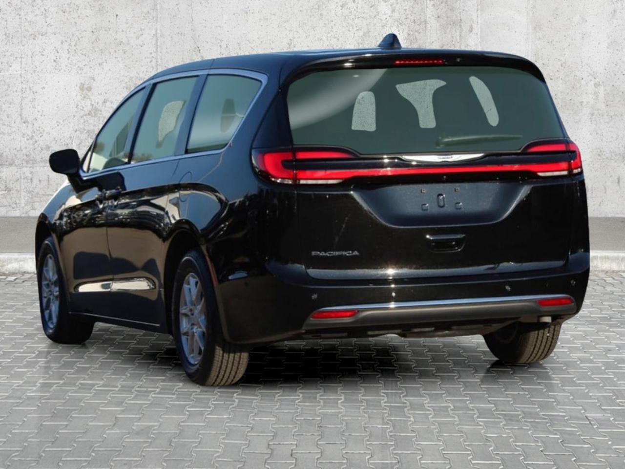 2025 Chrysler Pacifica BkpCam SiriusXM Photo