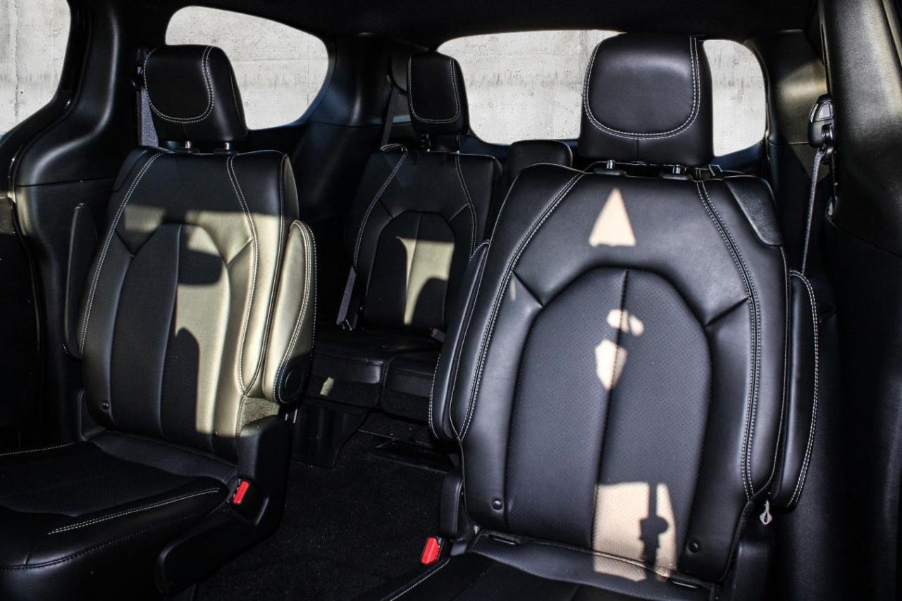 2025 Chrysler Pacifica BkpCam SiriusXM Photo