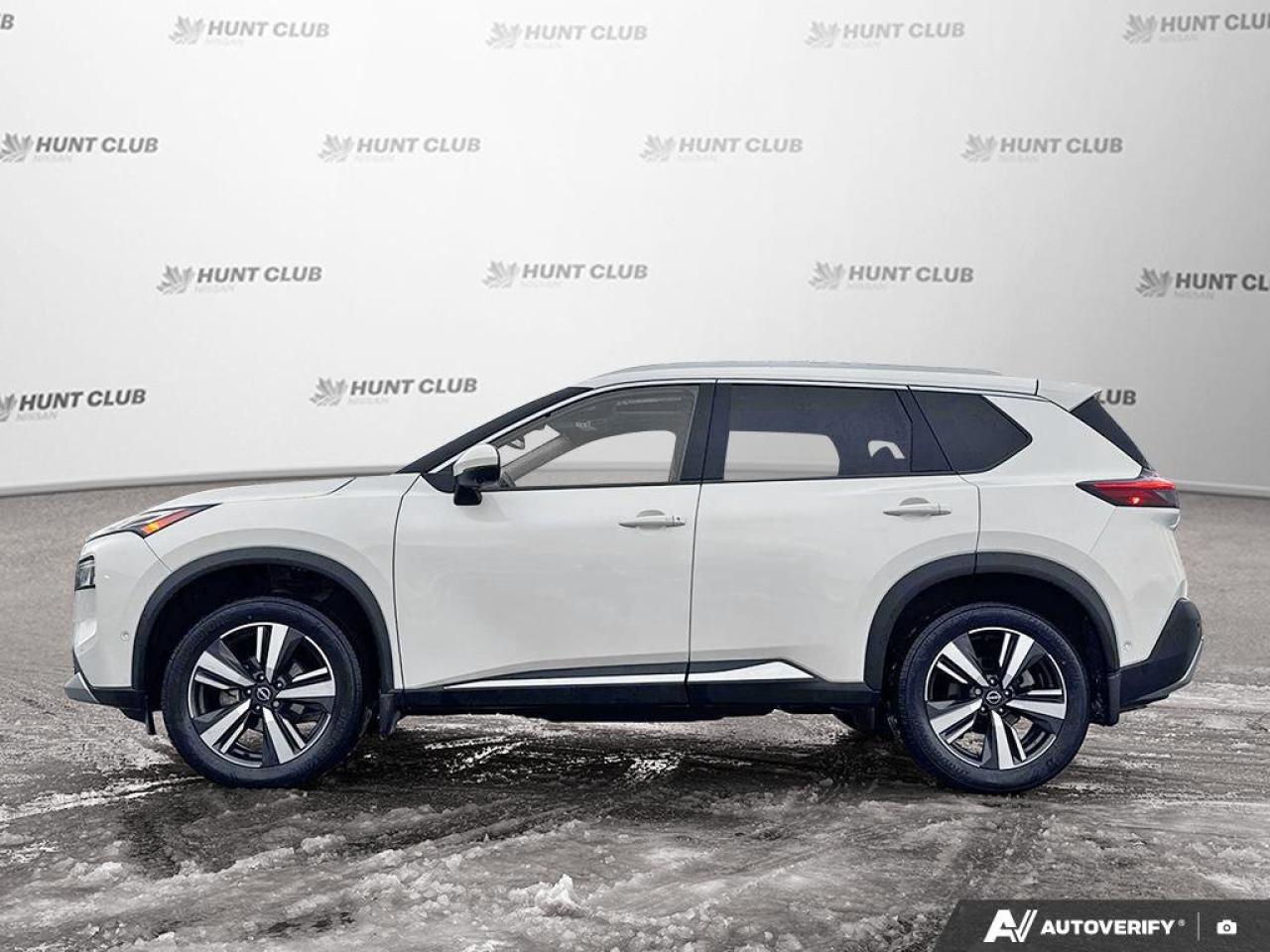 2023 Nissan Rogue Platinum Photo