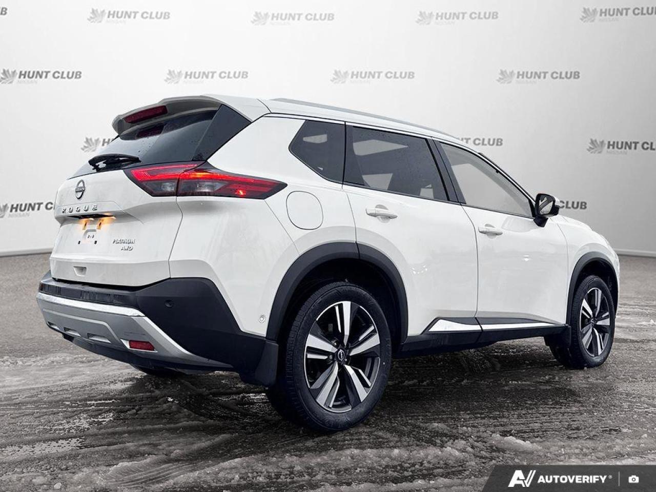 2023 Nissan Rogue Platinum Photo