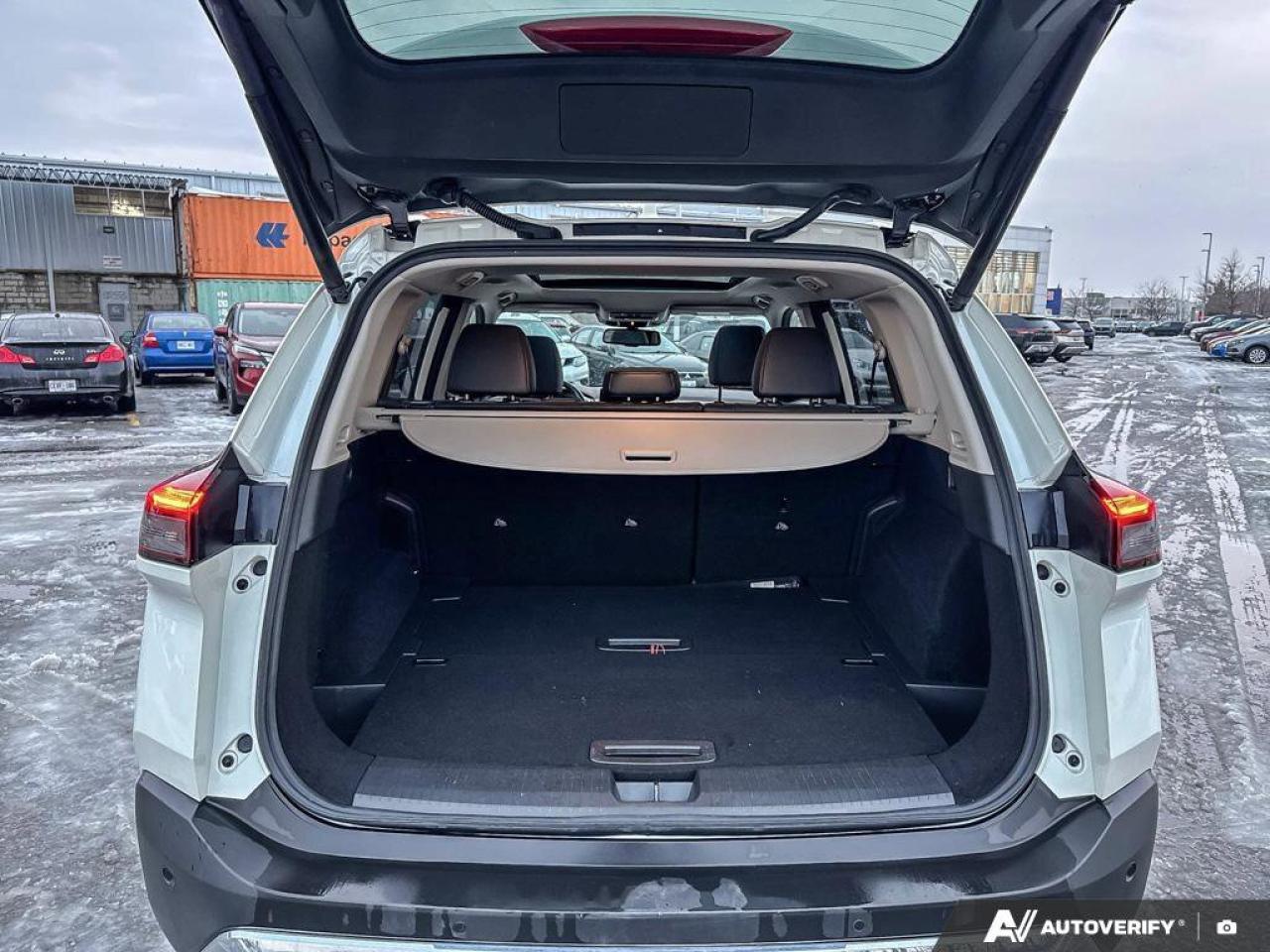 2023 Nissan Rogue Platinum Photo