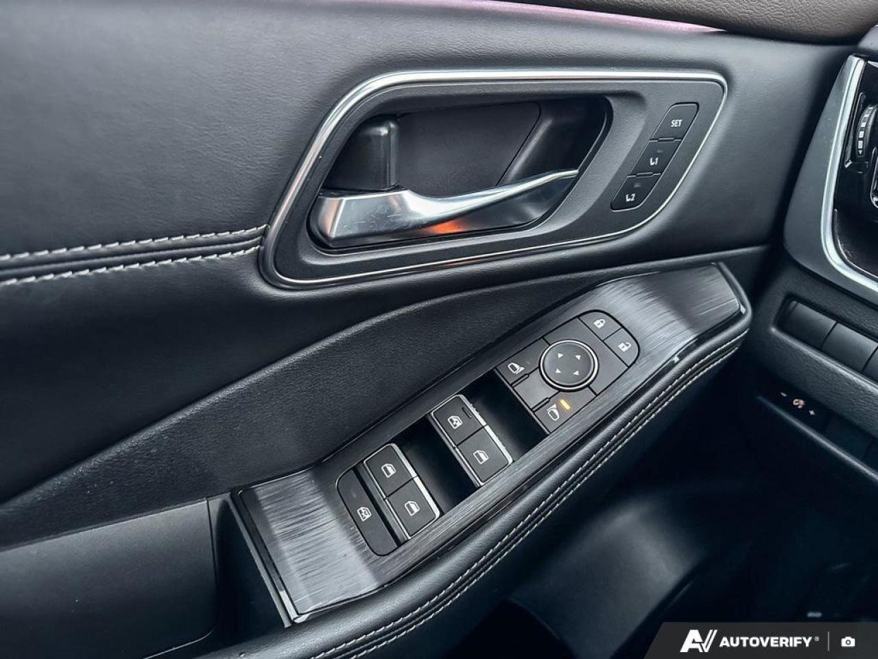 2023 Nissan Rogue Platinum Photo