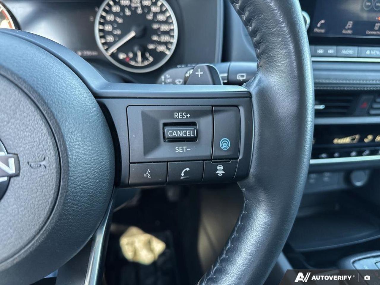 2024 Nissan Rogue SV Moonroof   Apple CarPlay   Clean Carfax   Heate Photo